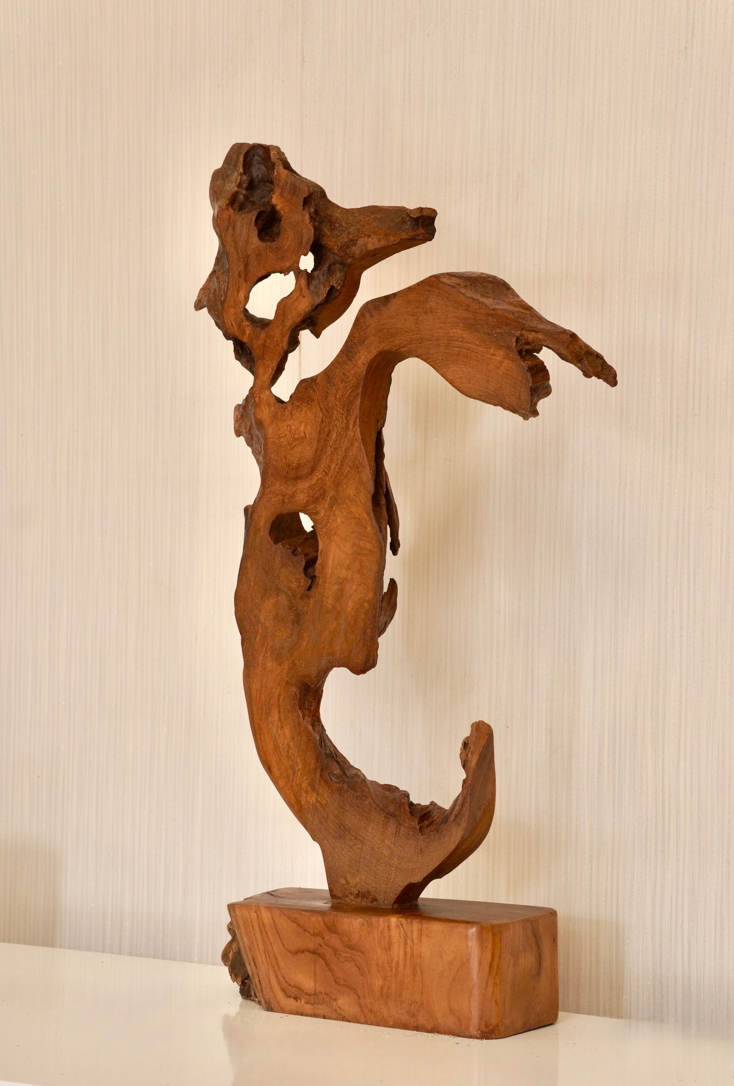 Tide’s Embrace – Organic Teak Form