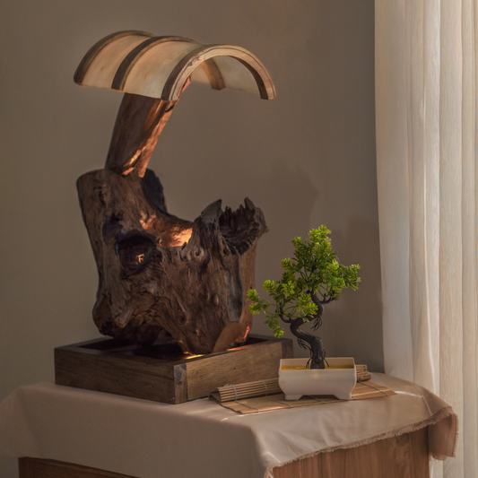 Curved Teak Wood Lamp – Sculptural Lighting in Organic Form